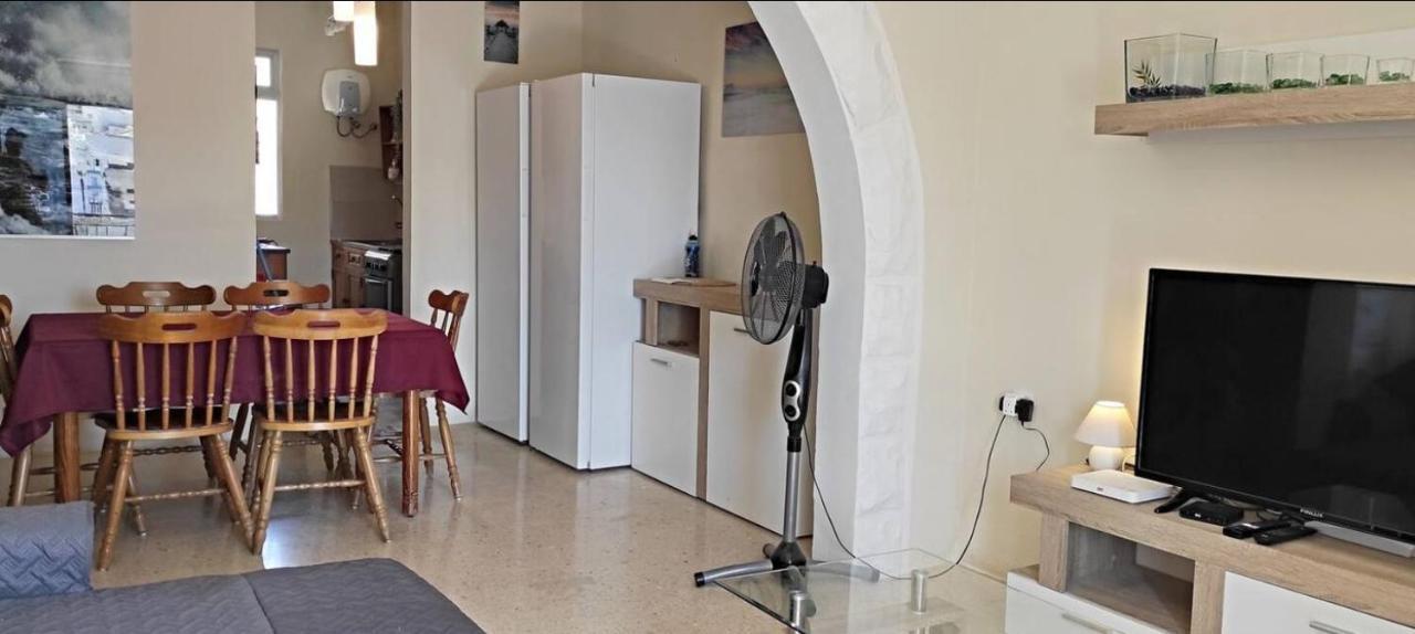 Sea View 2 Bedroom Apartment Marsaskala Exterior photo